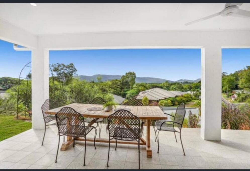Tranquil Paradise - Whole - With Views! King And Queen Beds * Cairns