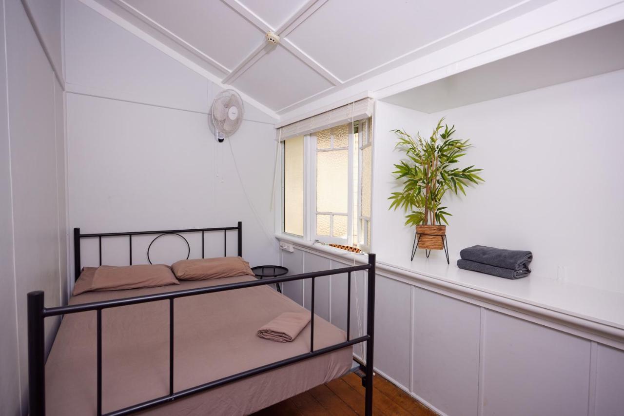 Backpackers Hostel *