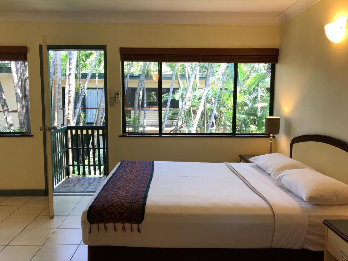 Aparthotel Bay Village Tropical Retreat & 3*