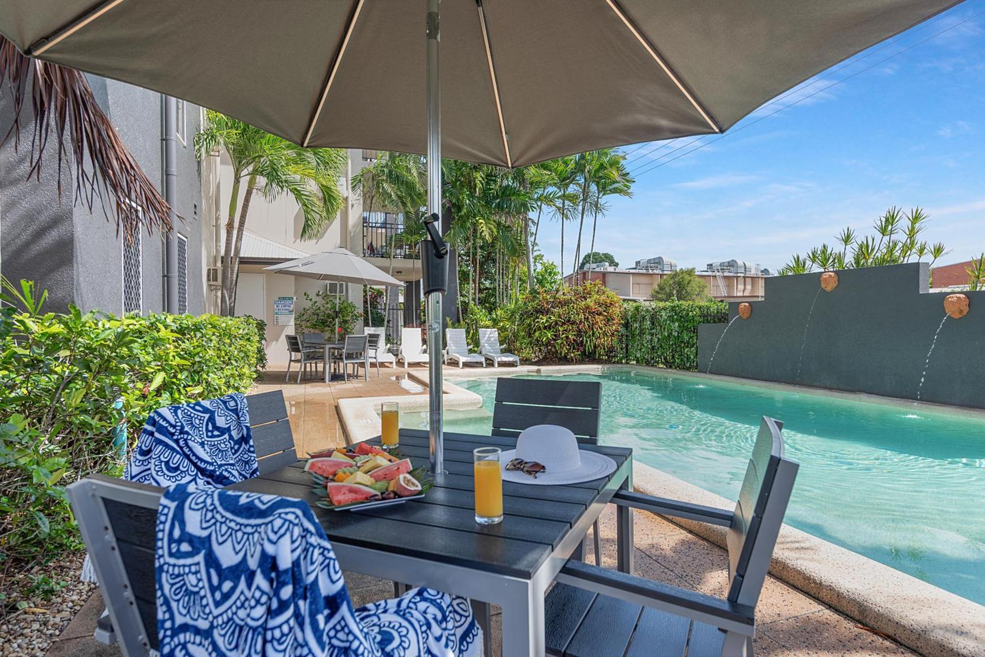 Aparthotel Bay Village Tropical Retreat & Cairns