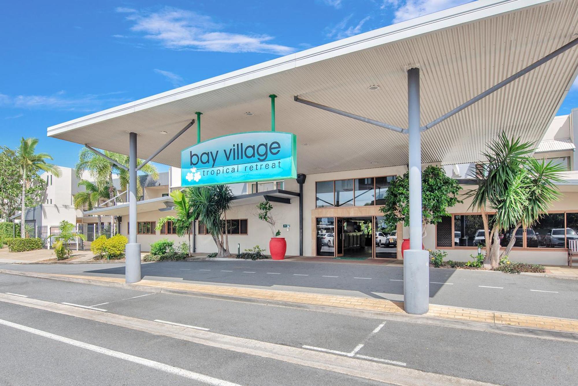 Bay Village Tropical Retreat &
