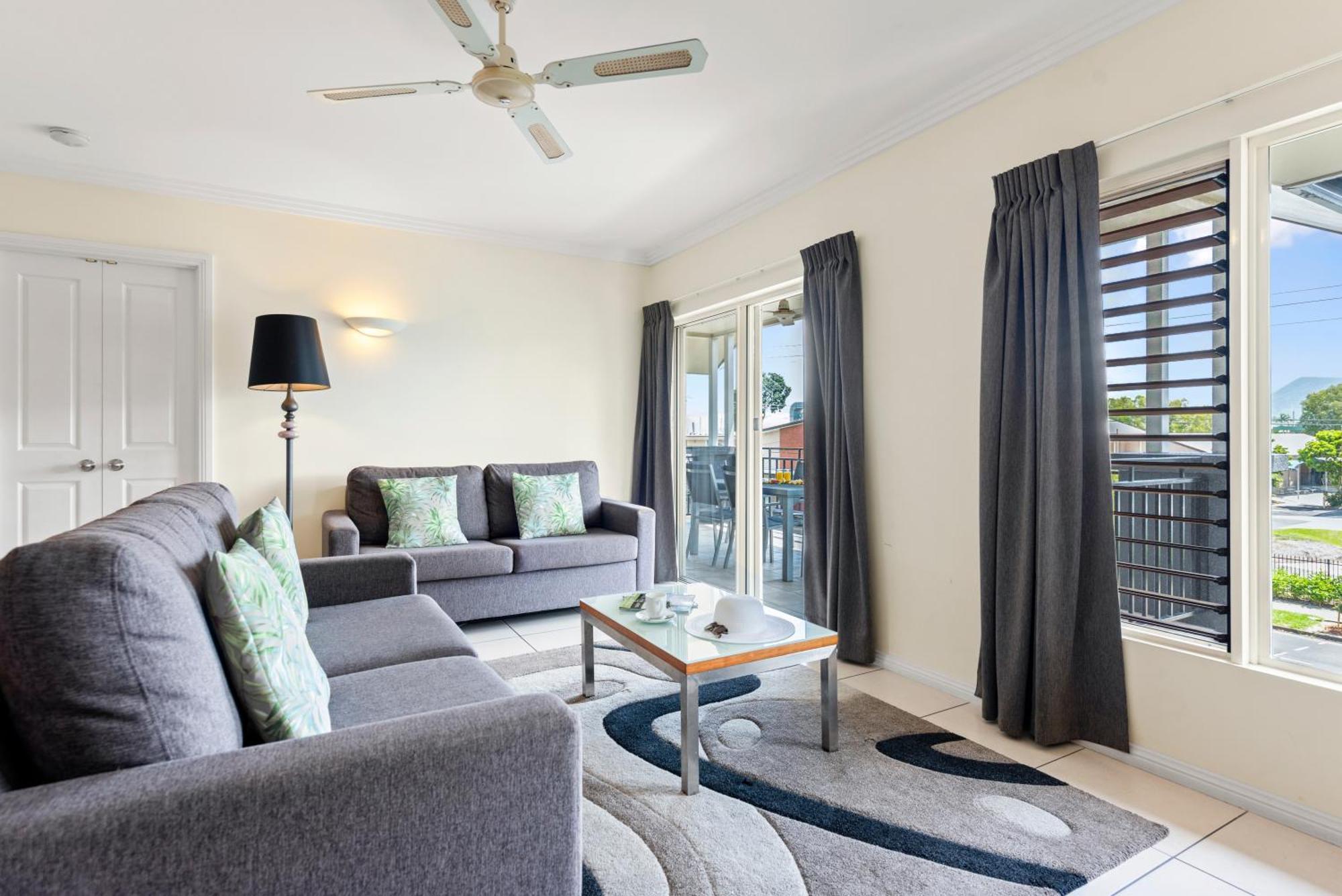 Aparthotel Bay Village Tropical Retreat &
