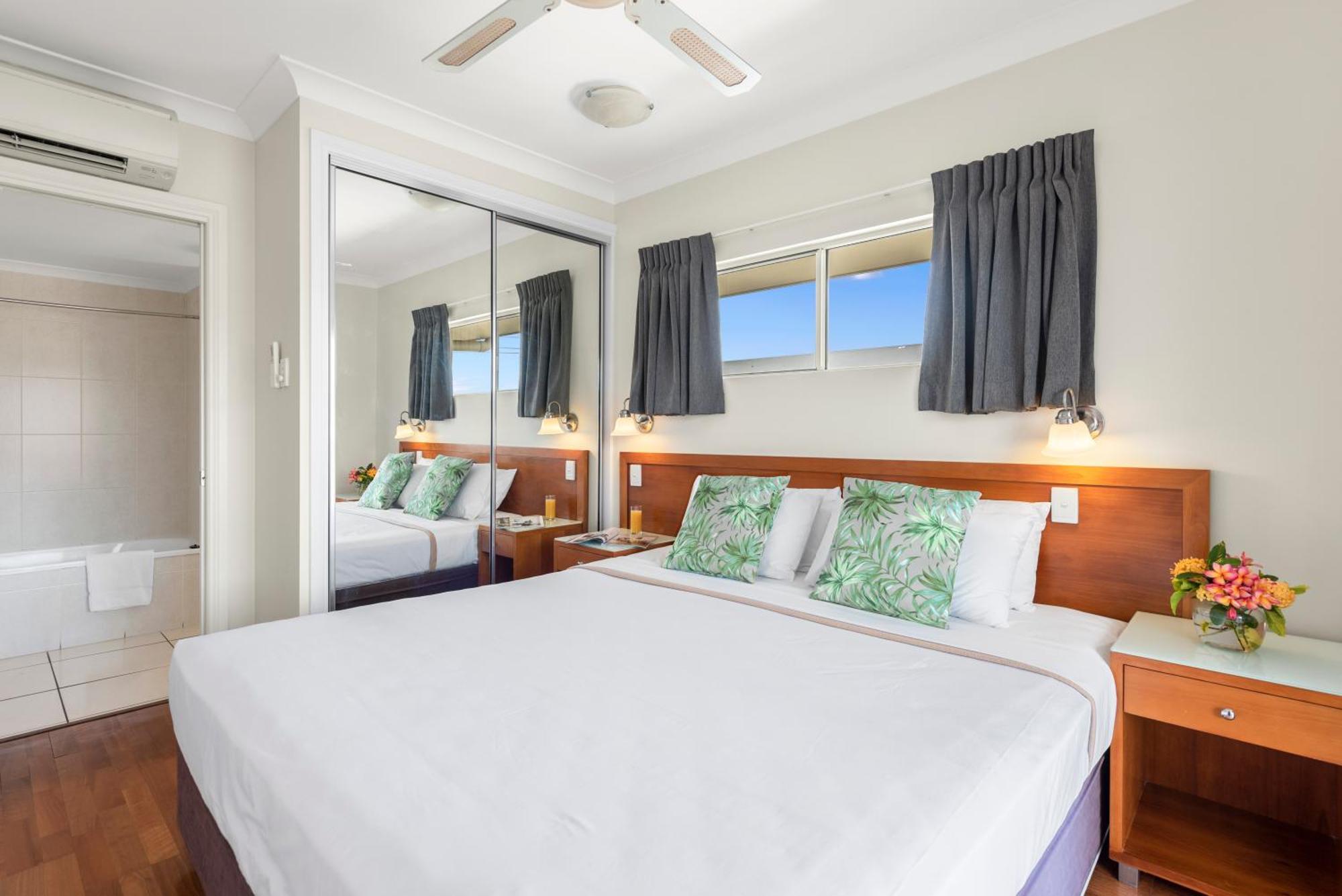 Aparthotel Bay Village Tropical Retreat & 3*