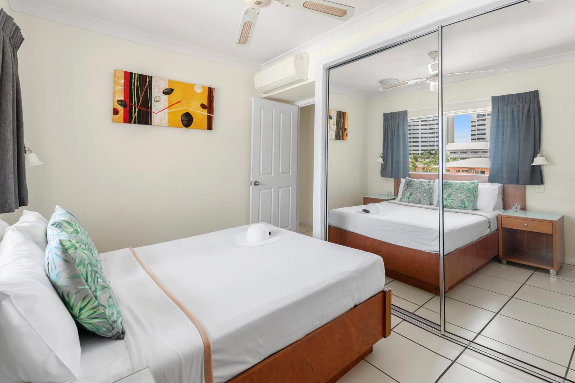 Bay Village Tropical Retreat & Aparthotel