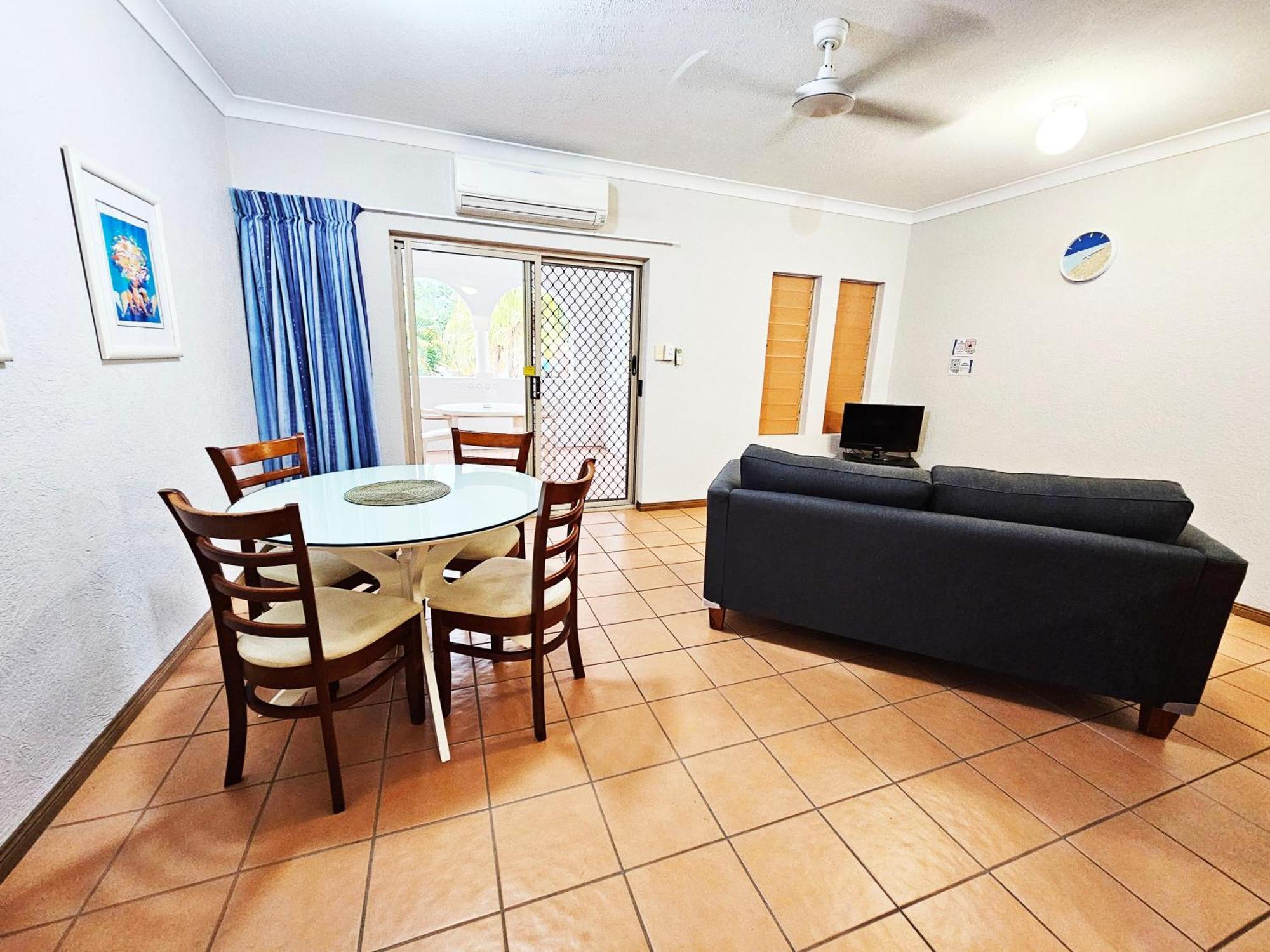 Royal Palm Aparthotel 3*