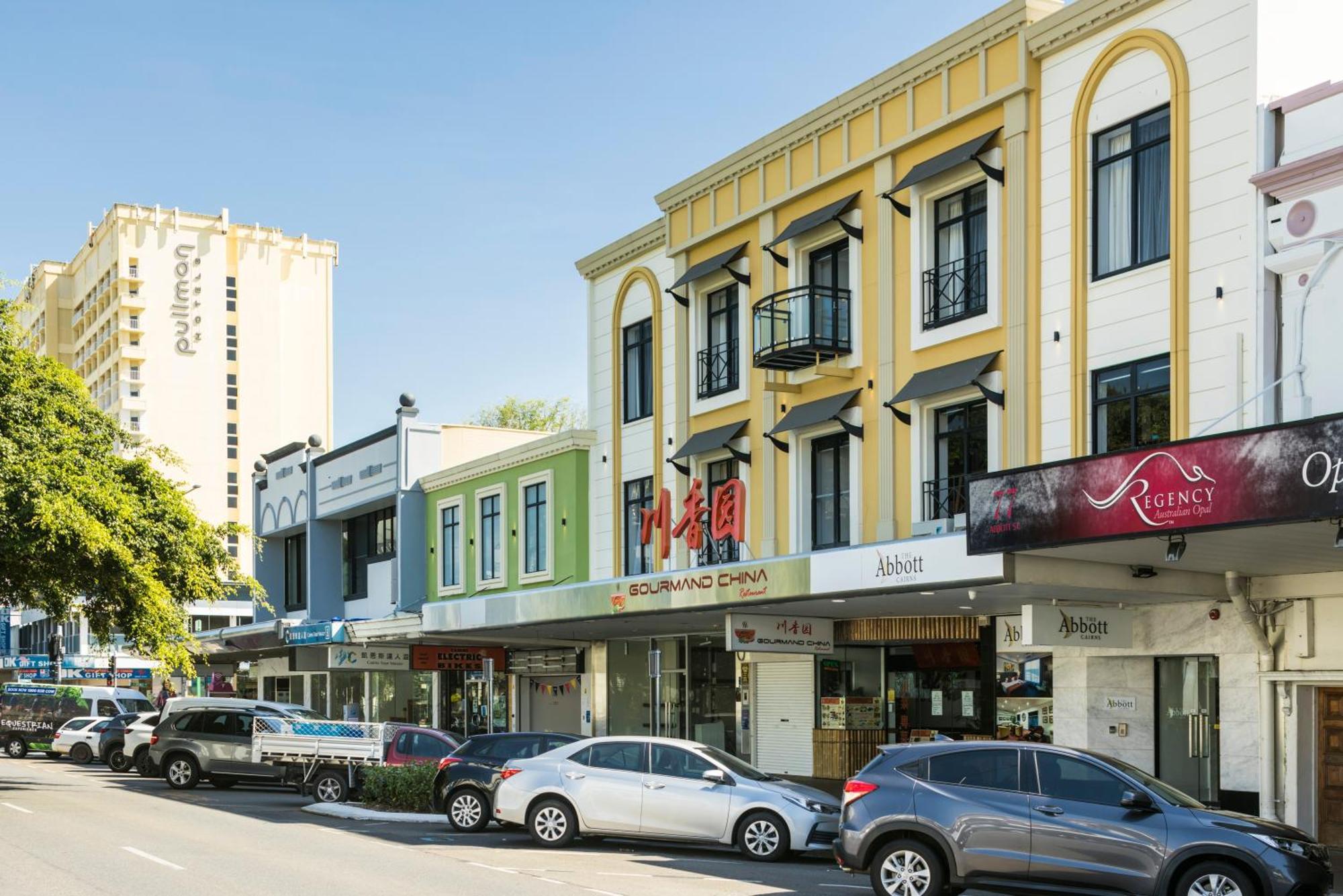 Khách sạn The Abbott Boutique Cairns