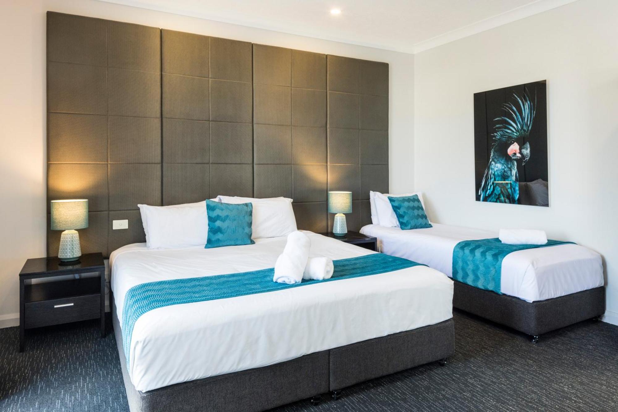 The Abbott Boutique 4*