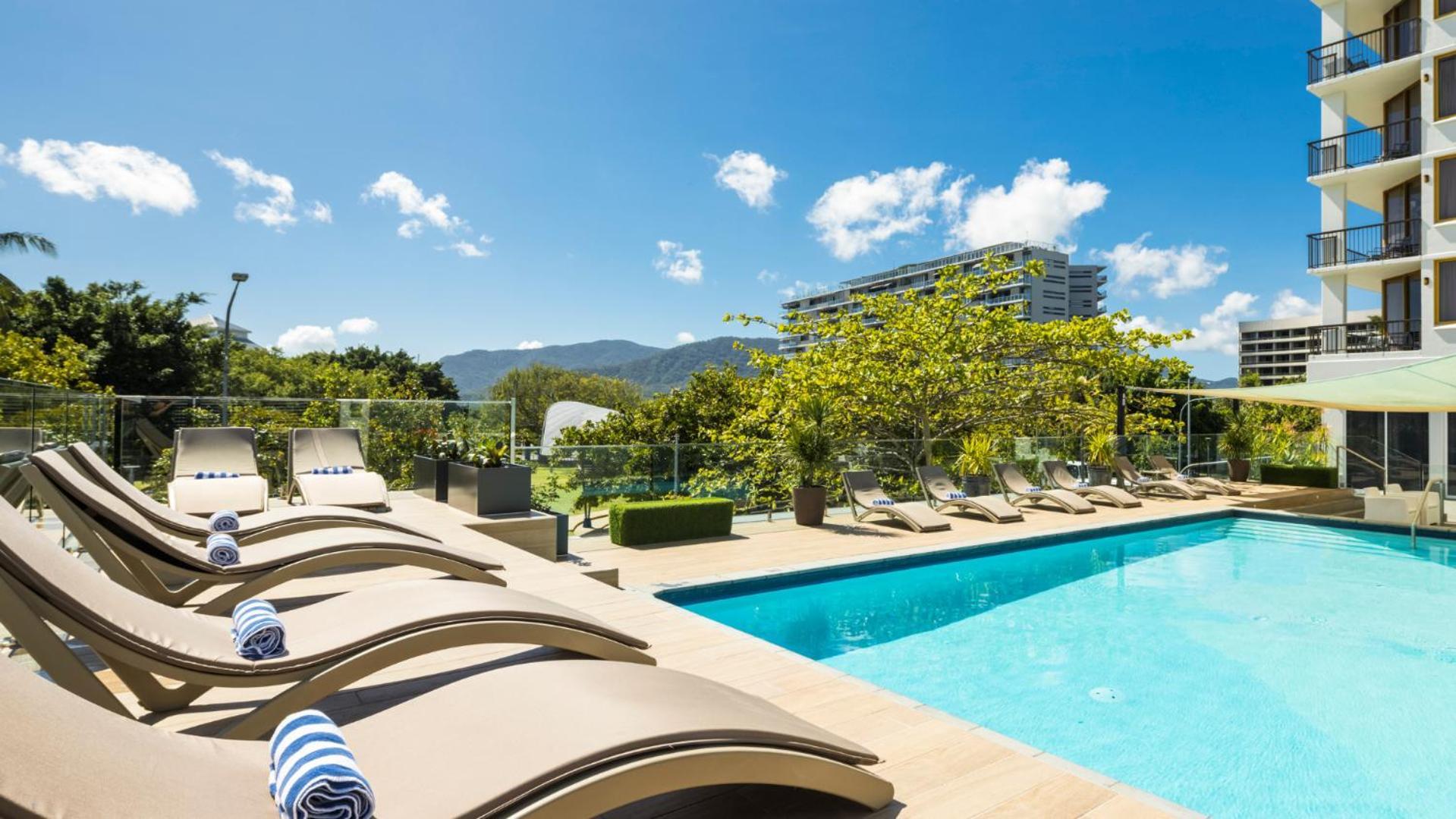 Pacific 4* Cairns