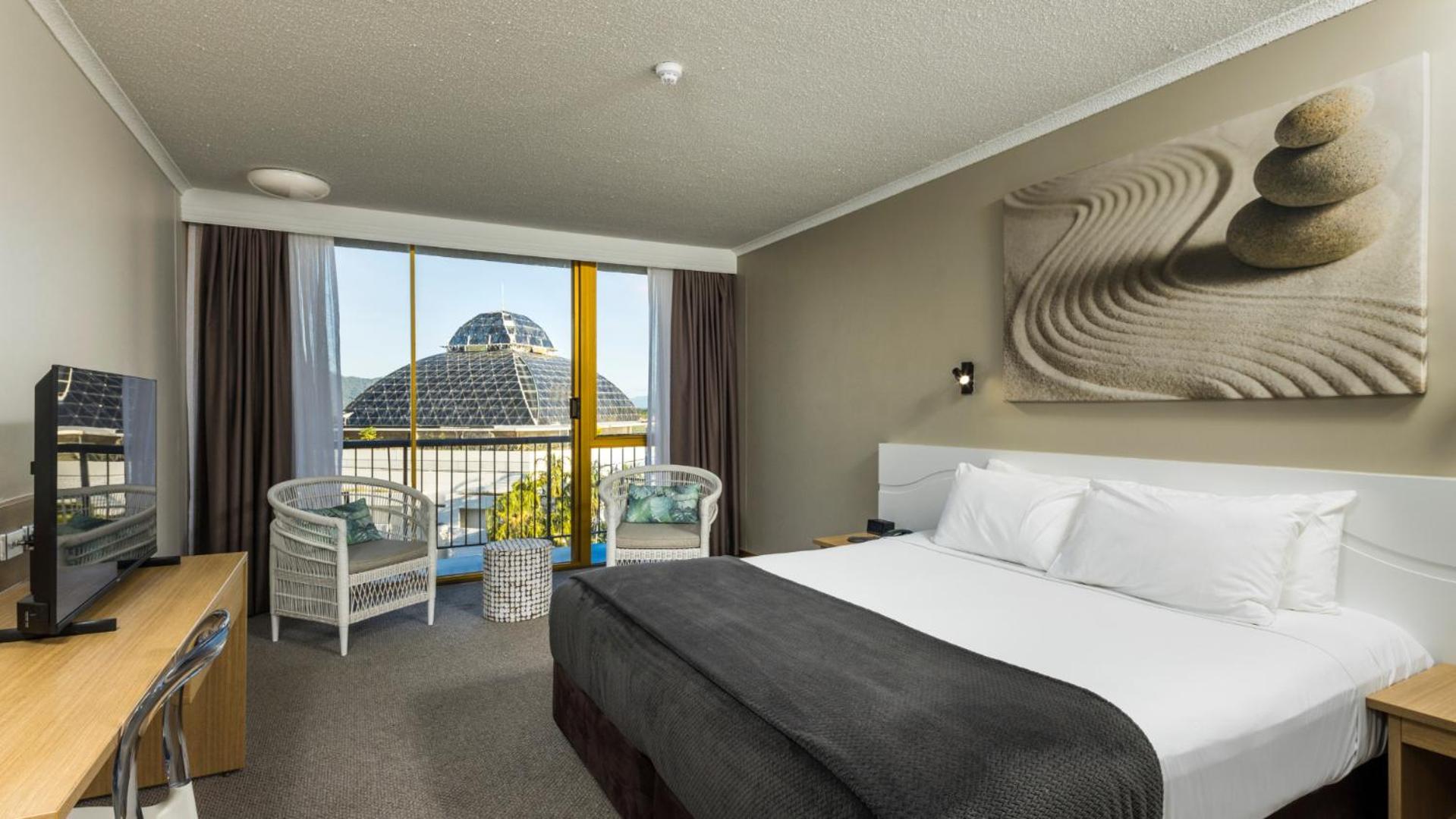 Pacific 4* Cairns