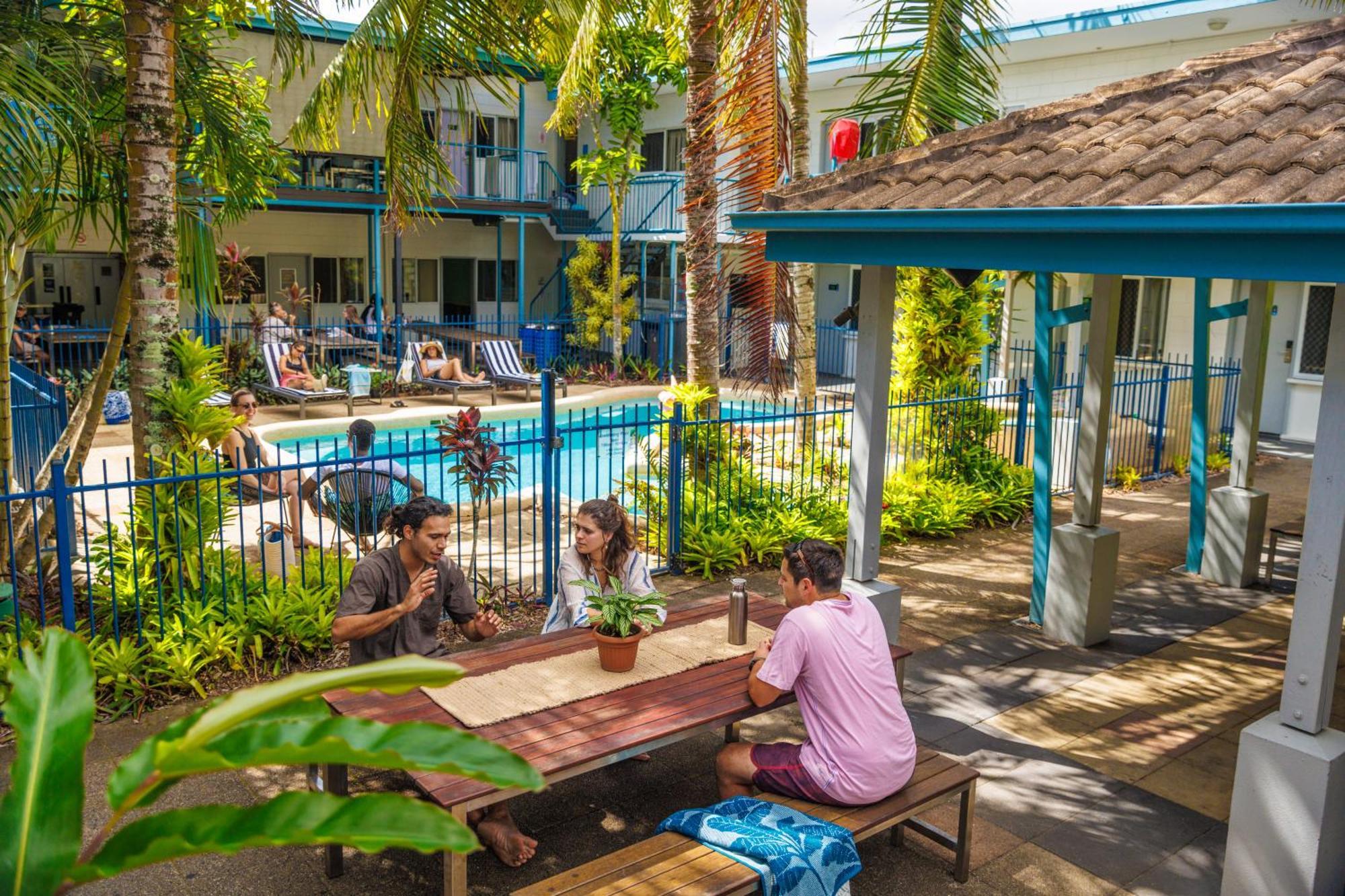Yha * Cairns