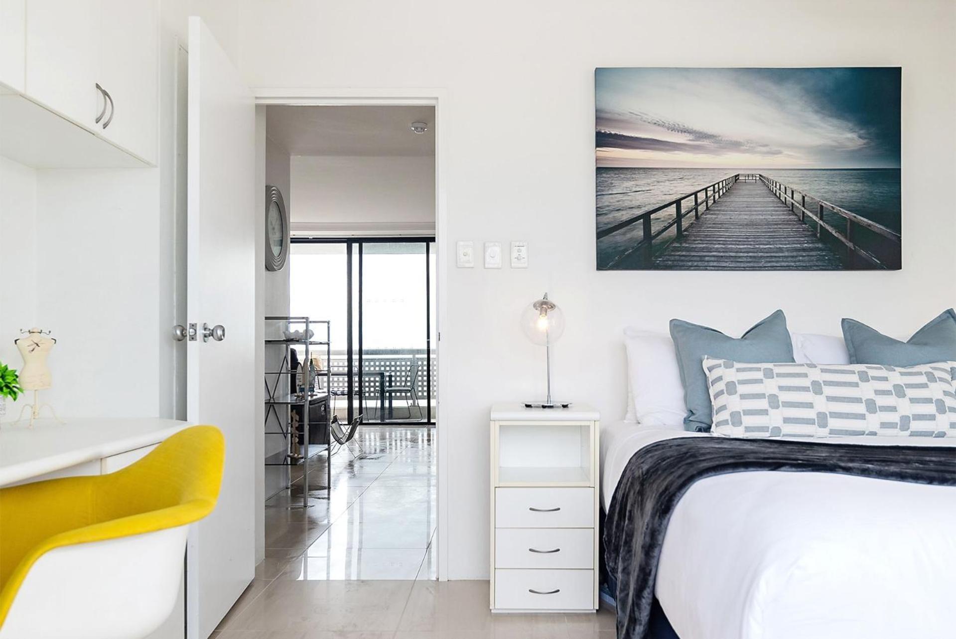 Belle Escapes 101 Rydges Plaza Esplanade With Panoramic Ocean Views Apartment *
