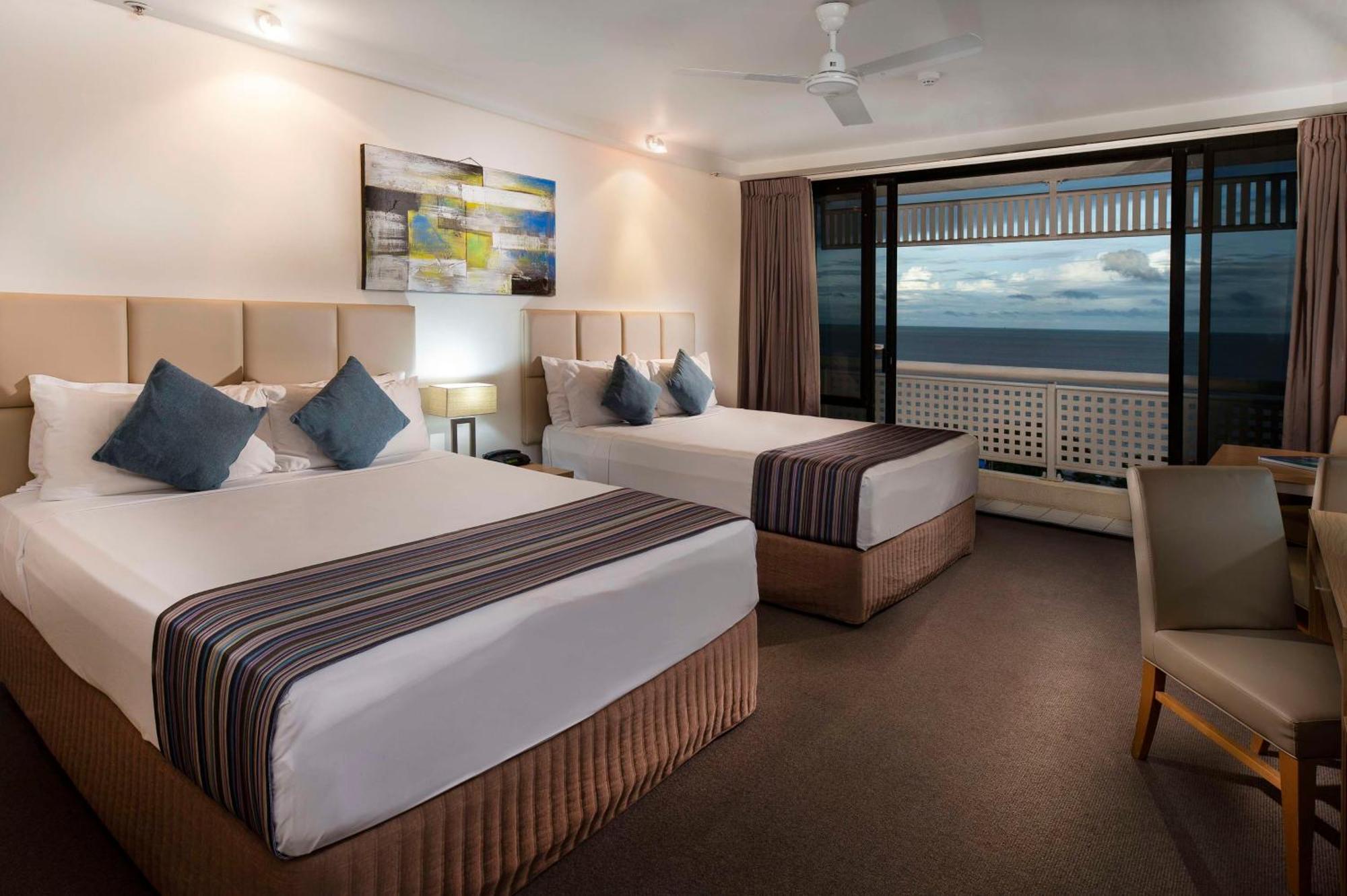 Rydges Esplanade