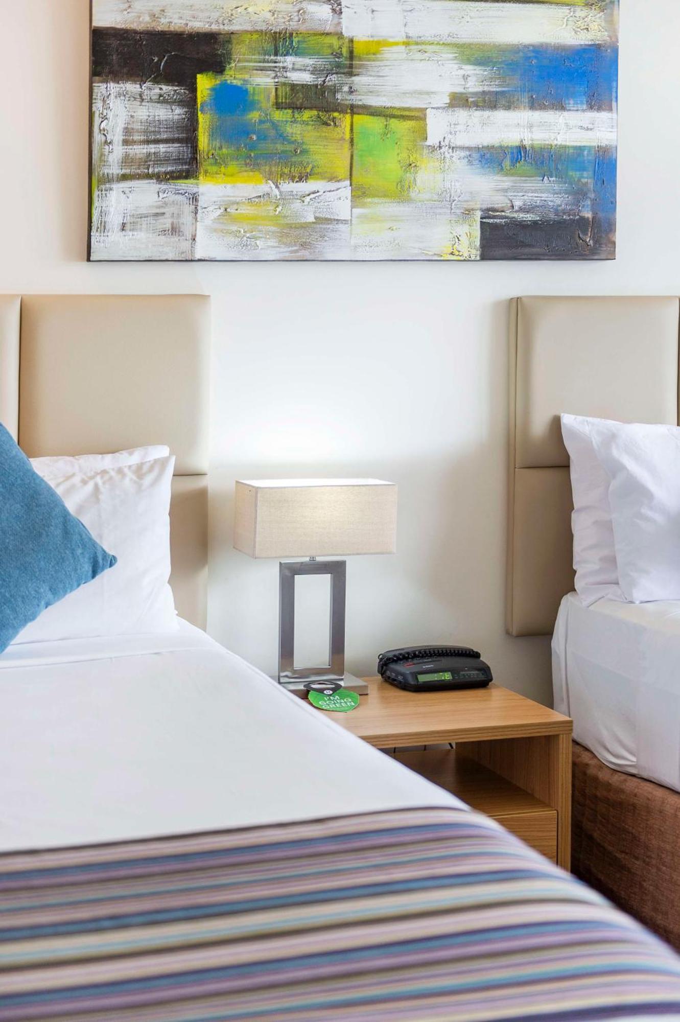 Rydges Esplanade 4* Cairns