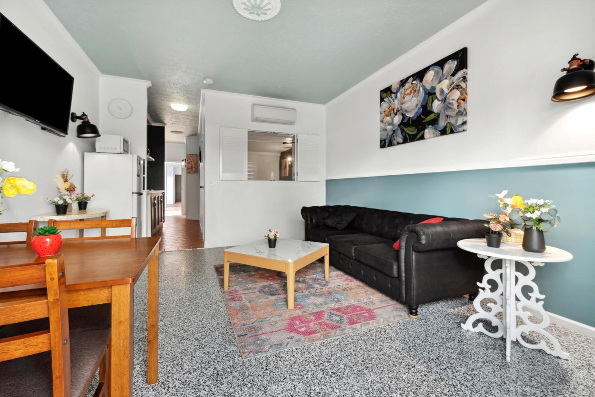 Vaucluse Aparthotel