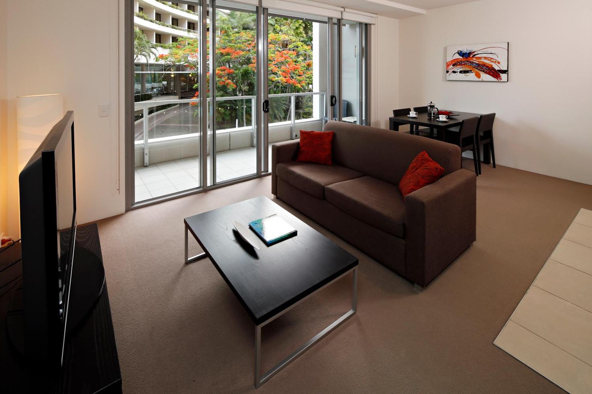 Private Aparthotel 4*