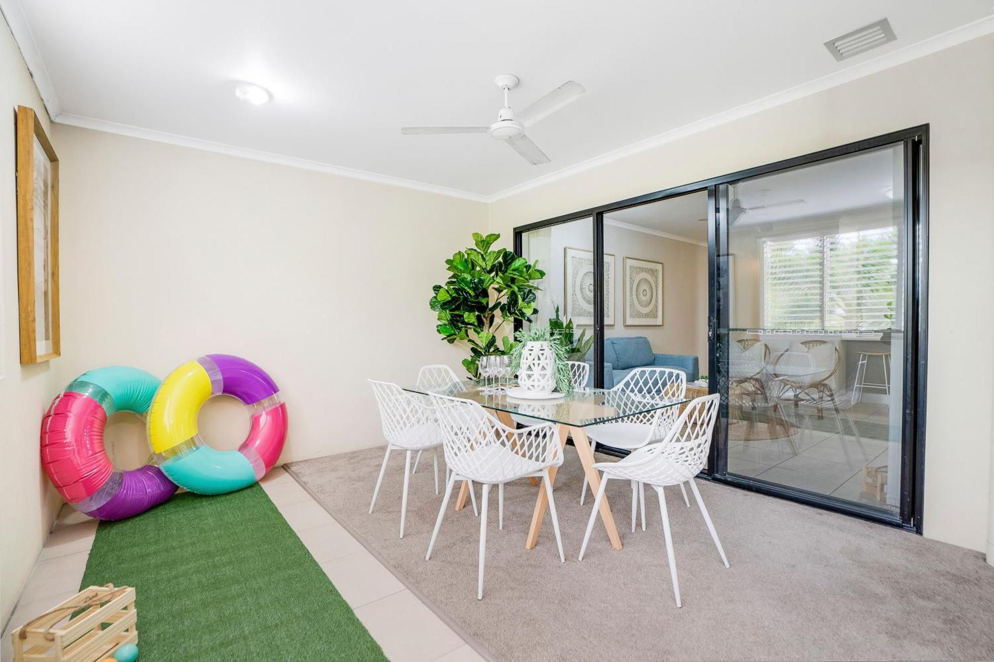 Apartment Sunrise Palms - Spacious Convenience Cairns