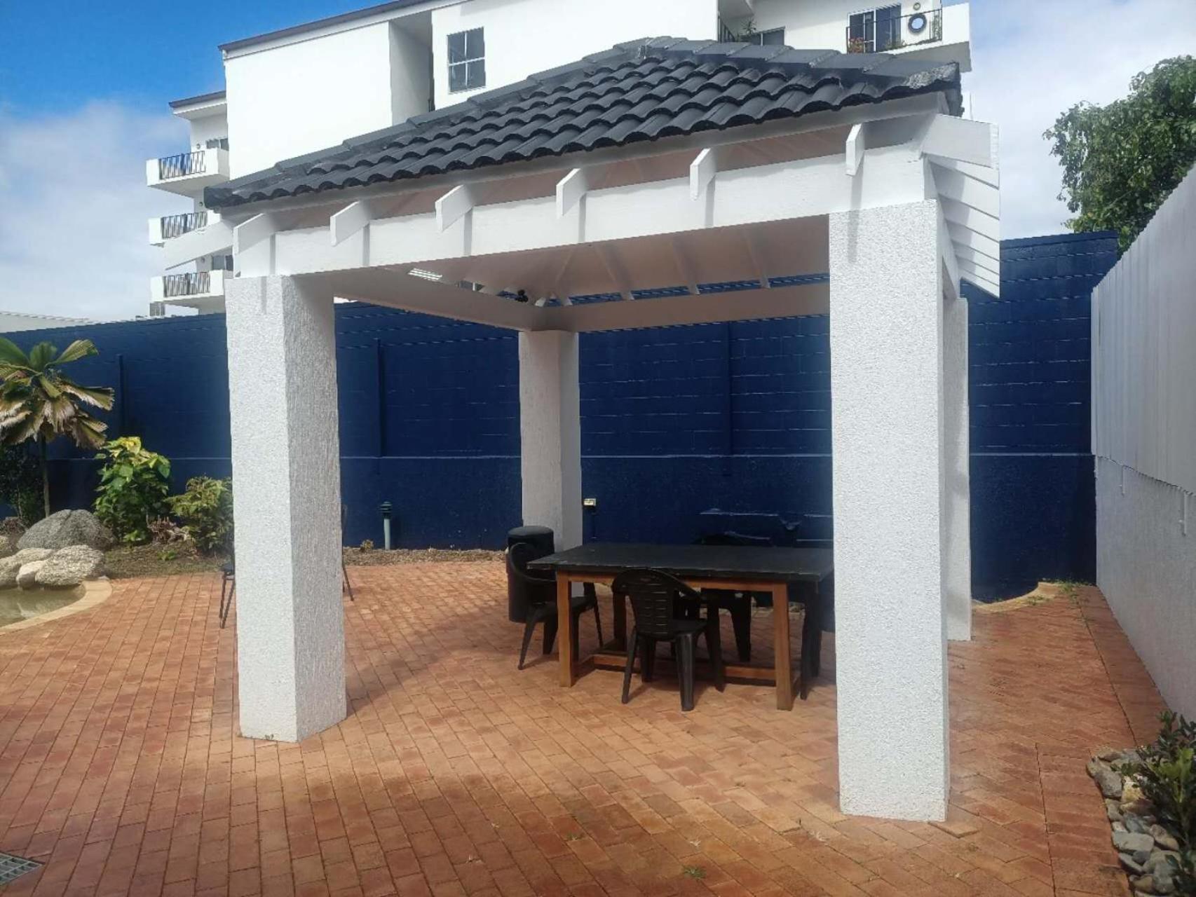 Apartment Comfortable Units In Cbd *
