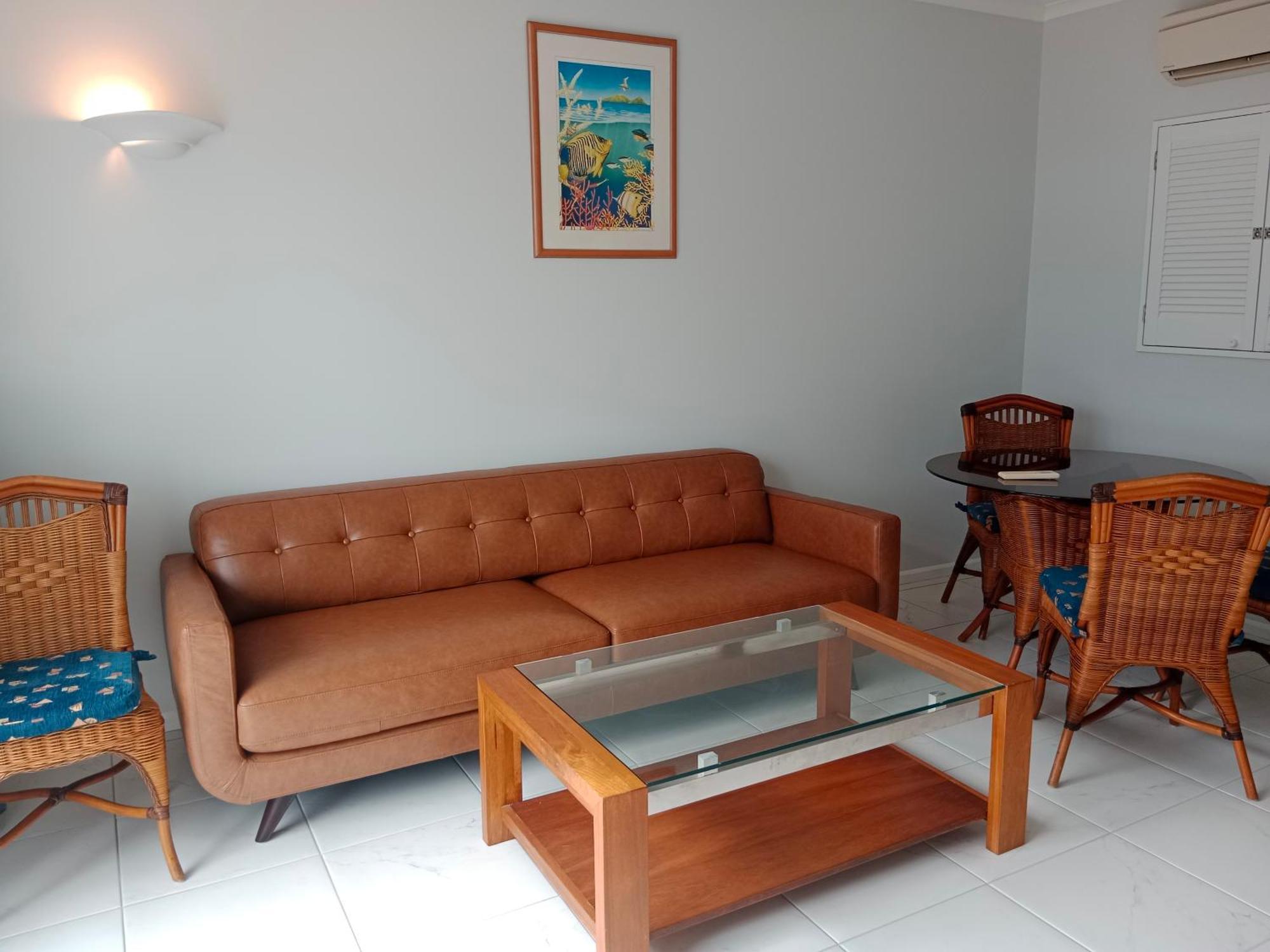 Comfortable Units In Cbd Apartment Cairns