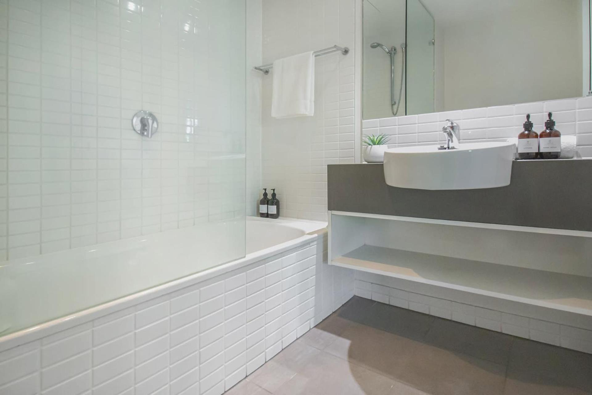 325 Harbour Lights With Garden View Cairns