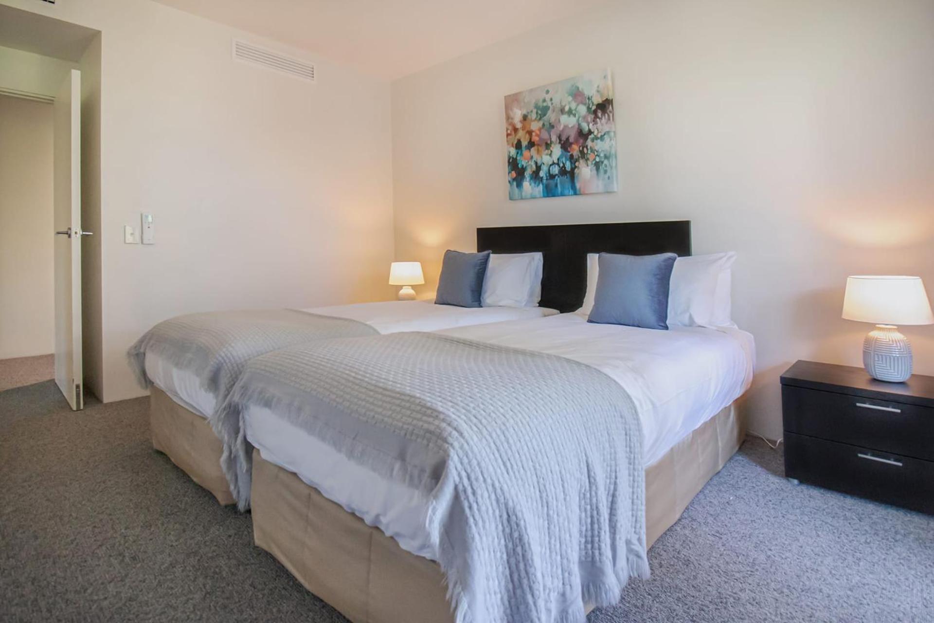 325 Harbour Lights With Garden View Holiday home