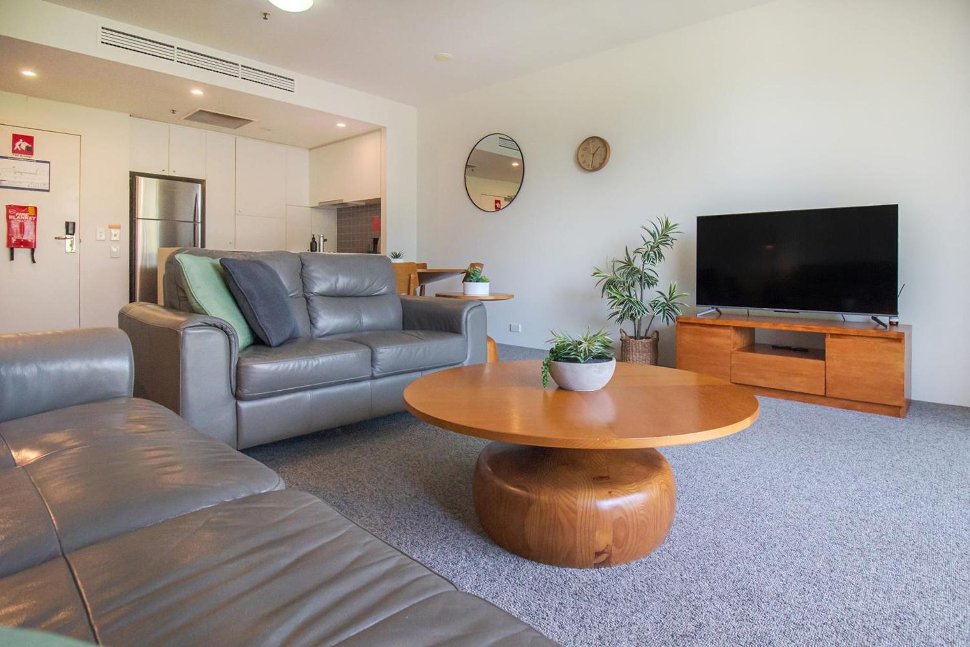 325 Harbour Lights With Garden View * Cairns