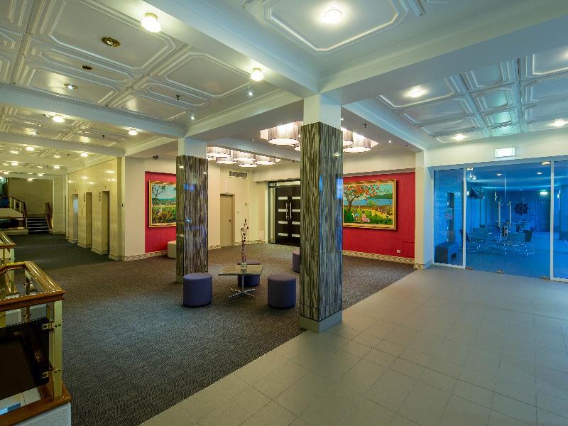 Pacific 4*