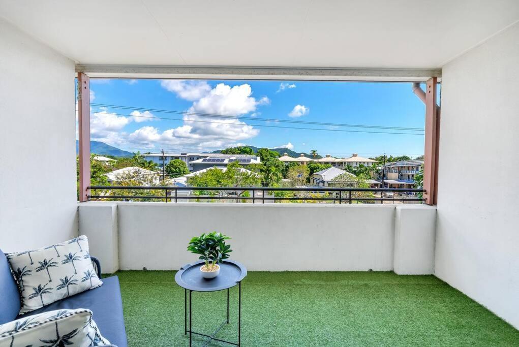 Apartment The Loft - Trendy Coastal Charm With Pool *
