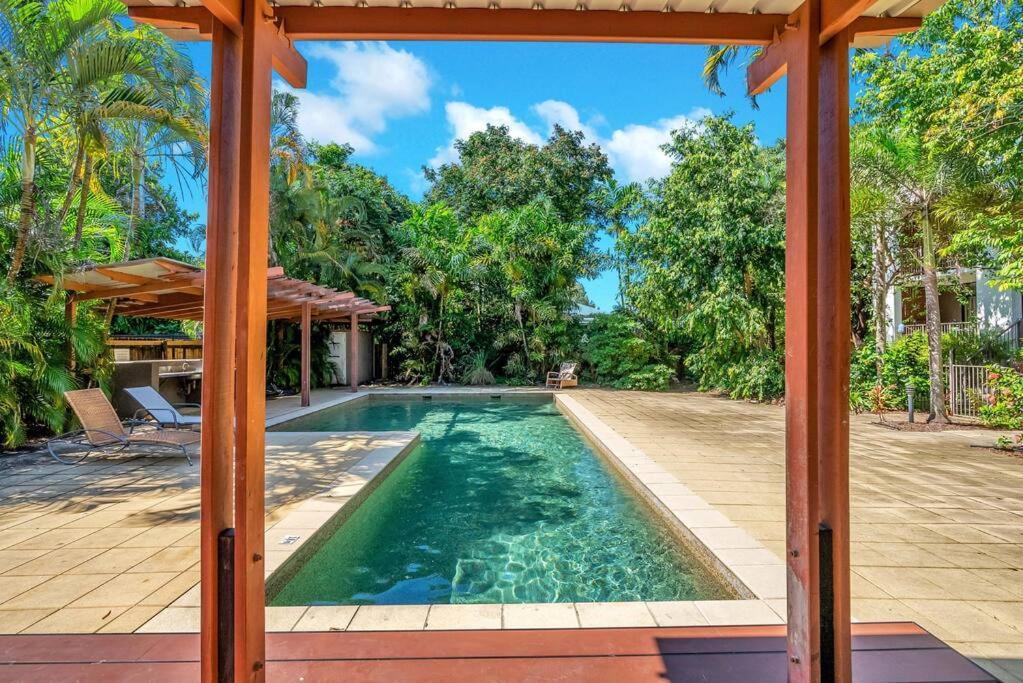 The Loft - Trendy Coastal Charm With Pool *