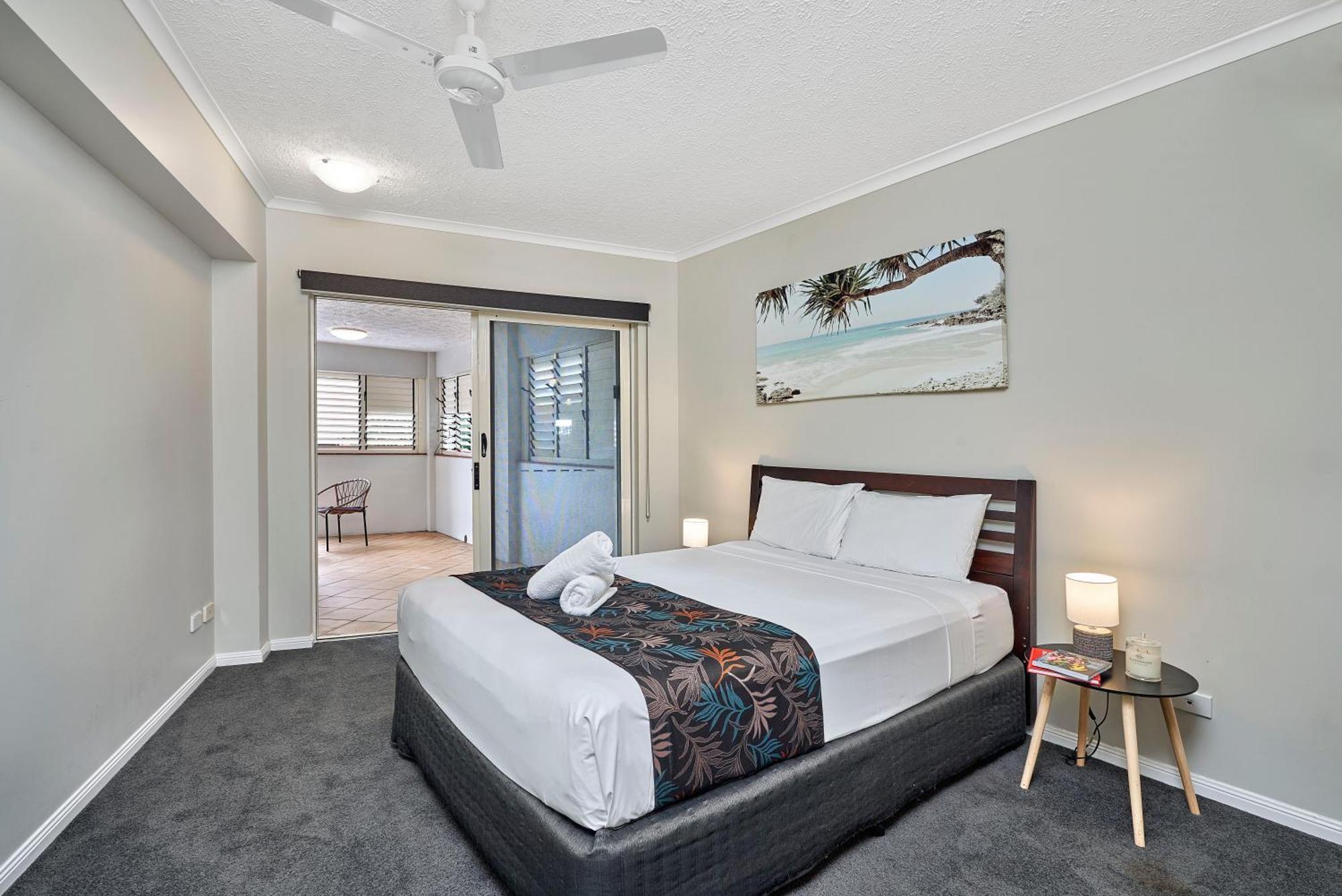 North Cove Waterfront 4*