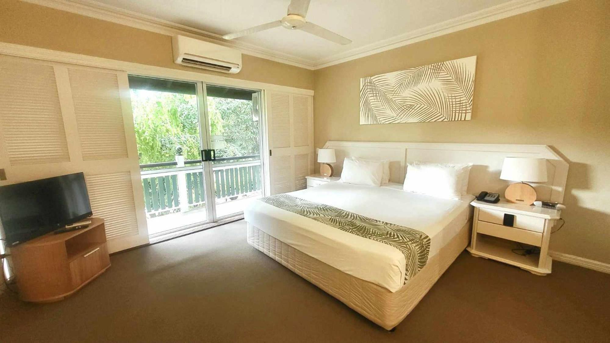 Colonial Club Hotel Cairns