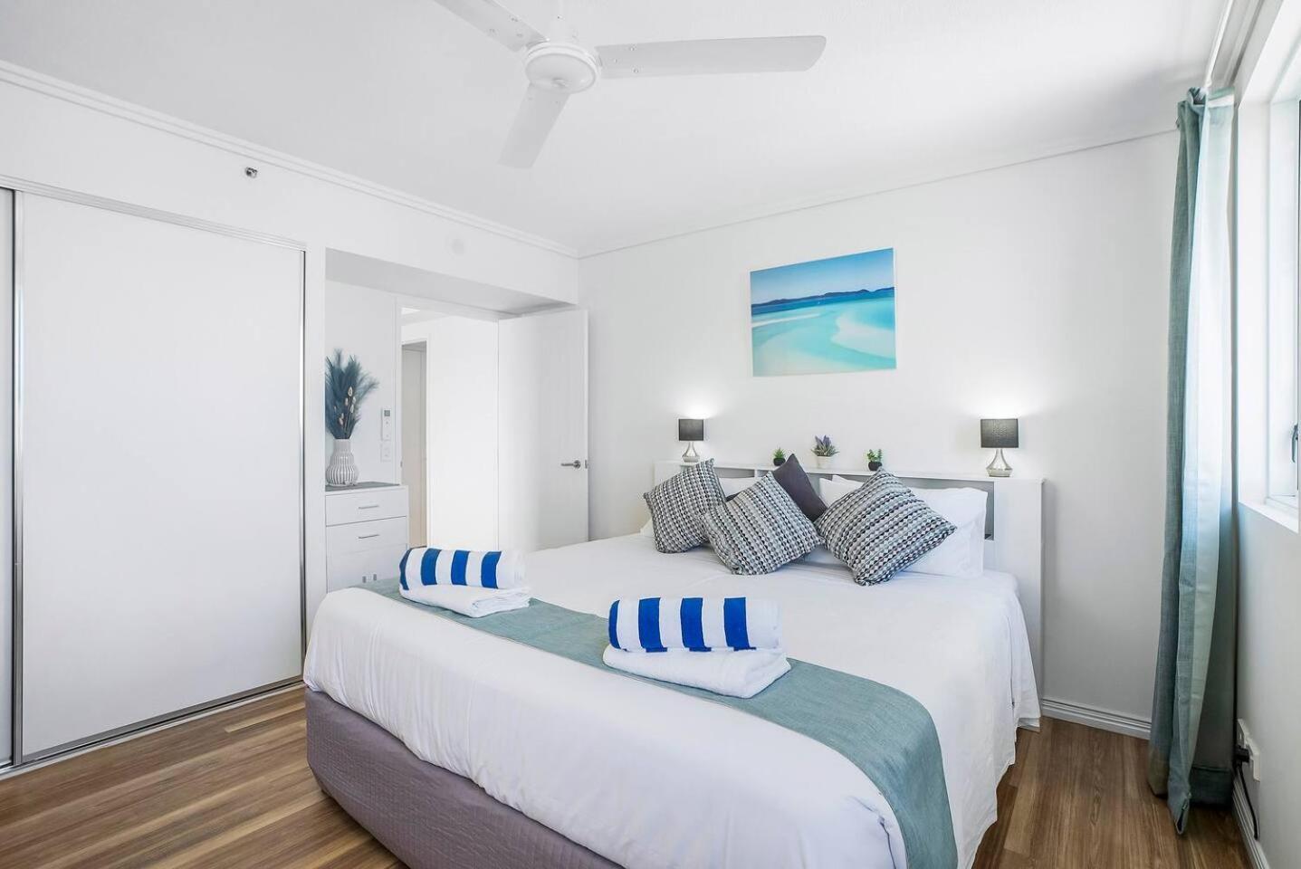 Apartment 'mcleod Corner' Resort-style Adjacent *