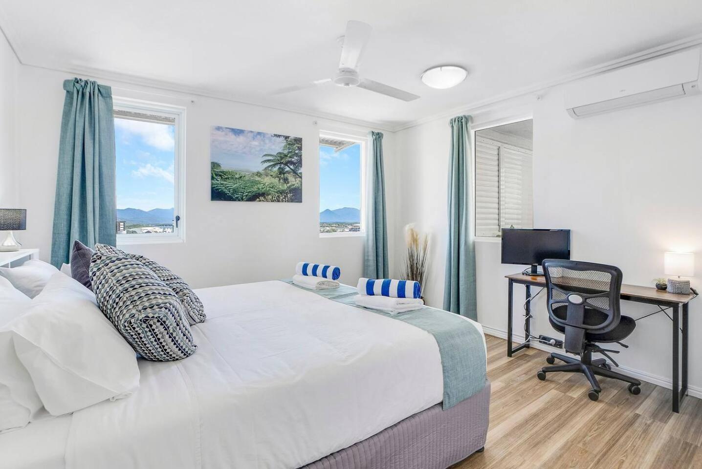 Apartment 'mcleod Corner' Resort-style Adjacent *