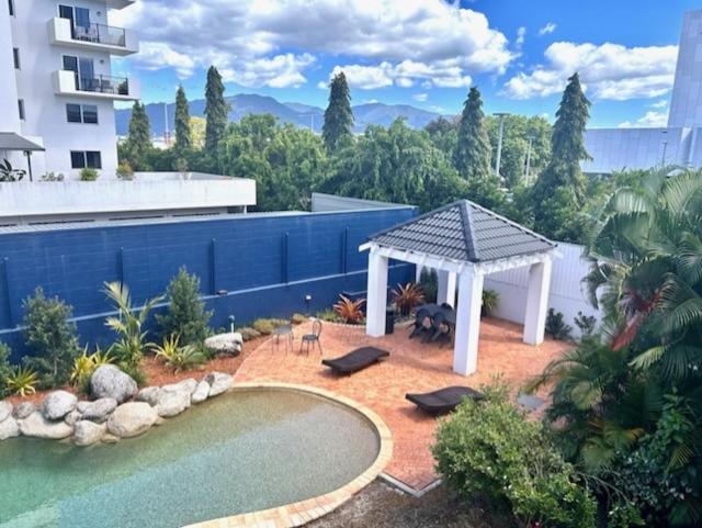 Vaucluse 4* Cairns