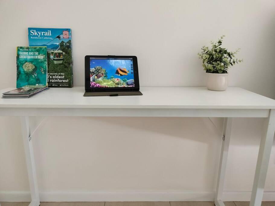 Apartment Studio Close To Airport, City & Esplanade *