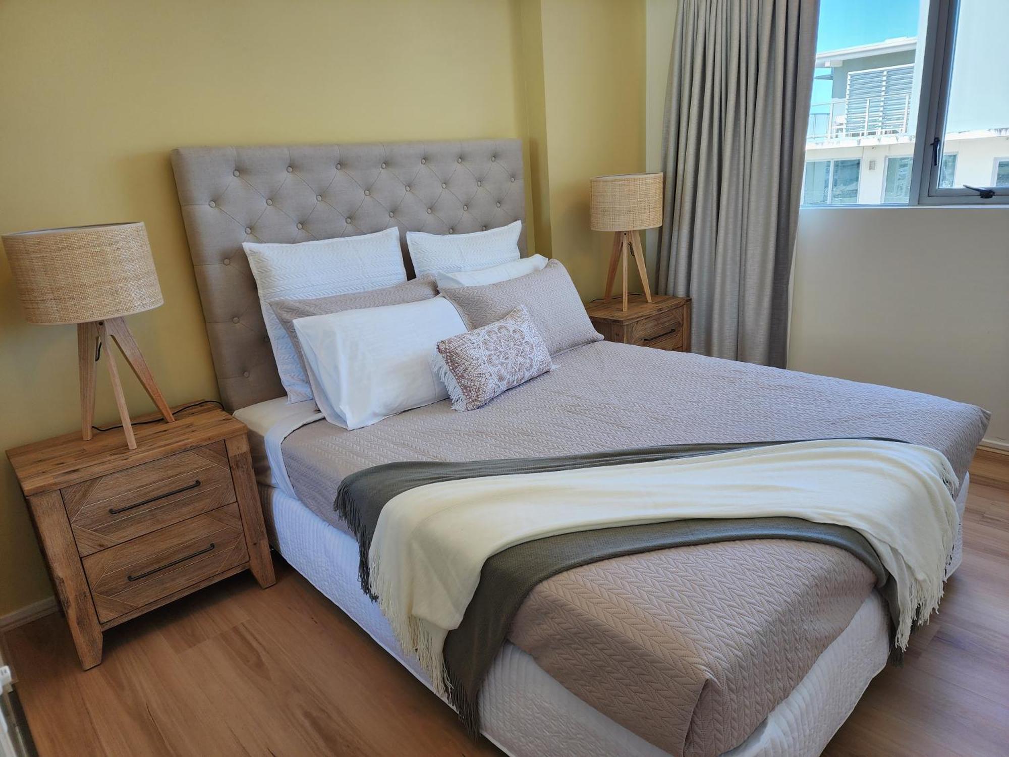 1 Bedroom Ocean View On The Esplanade Cairns