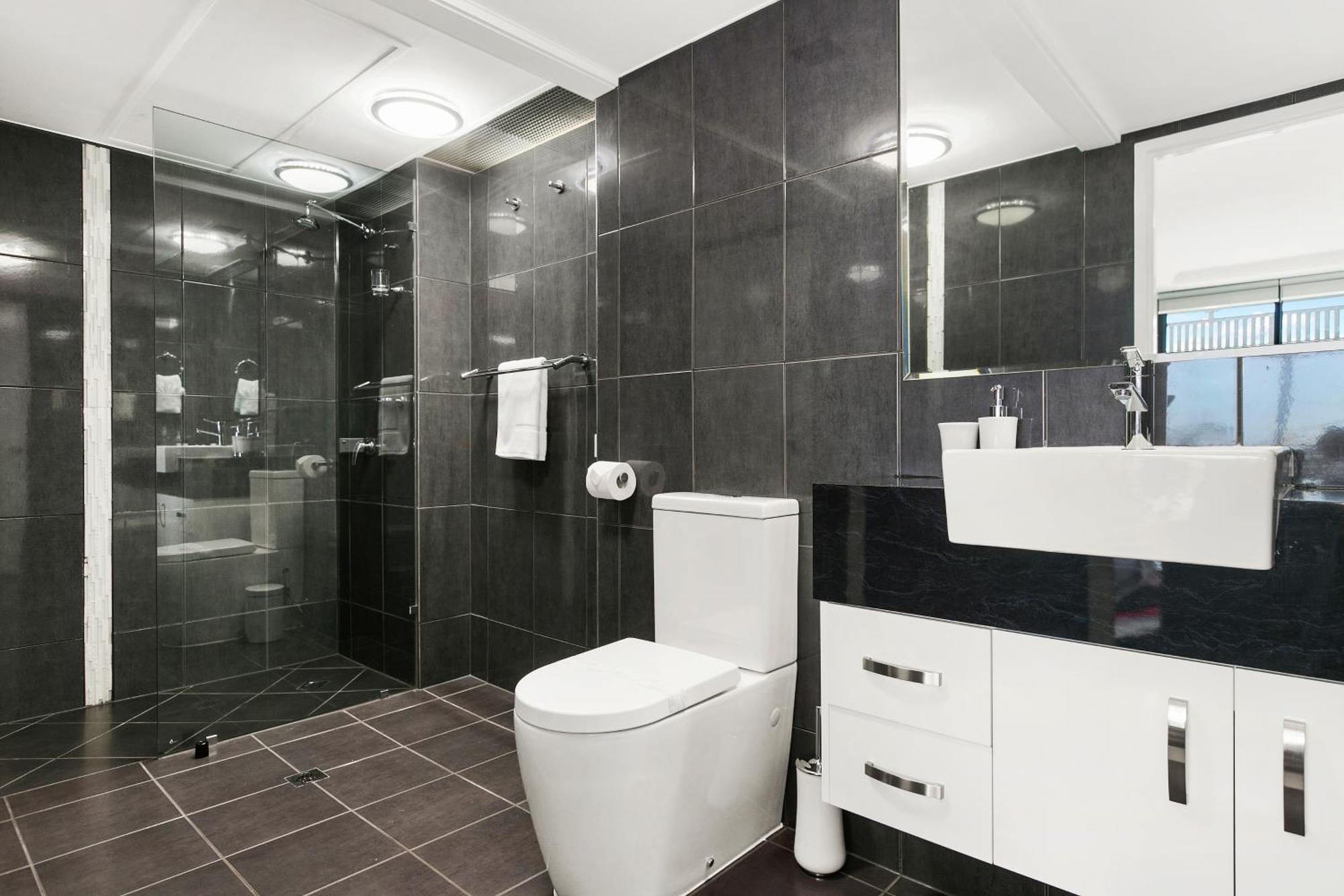 Luxury Waterview