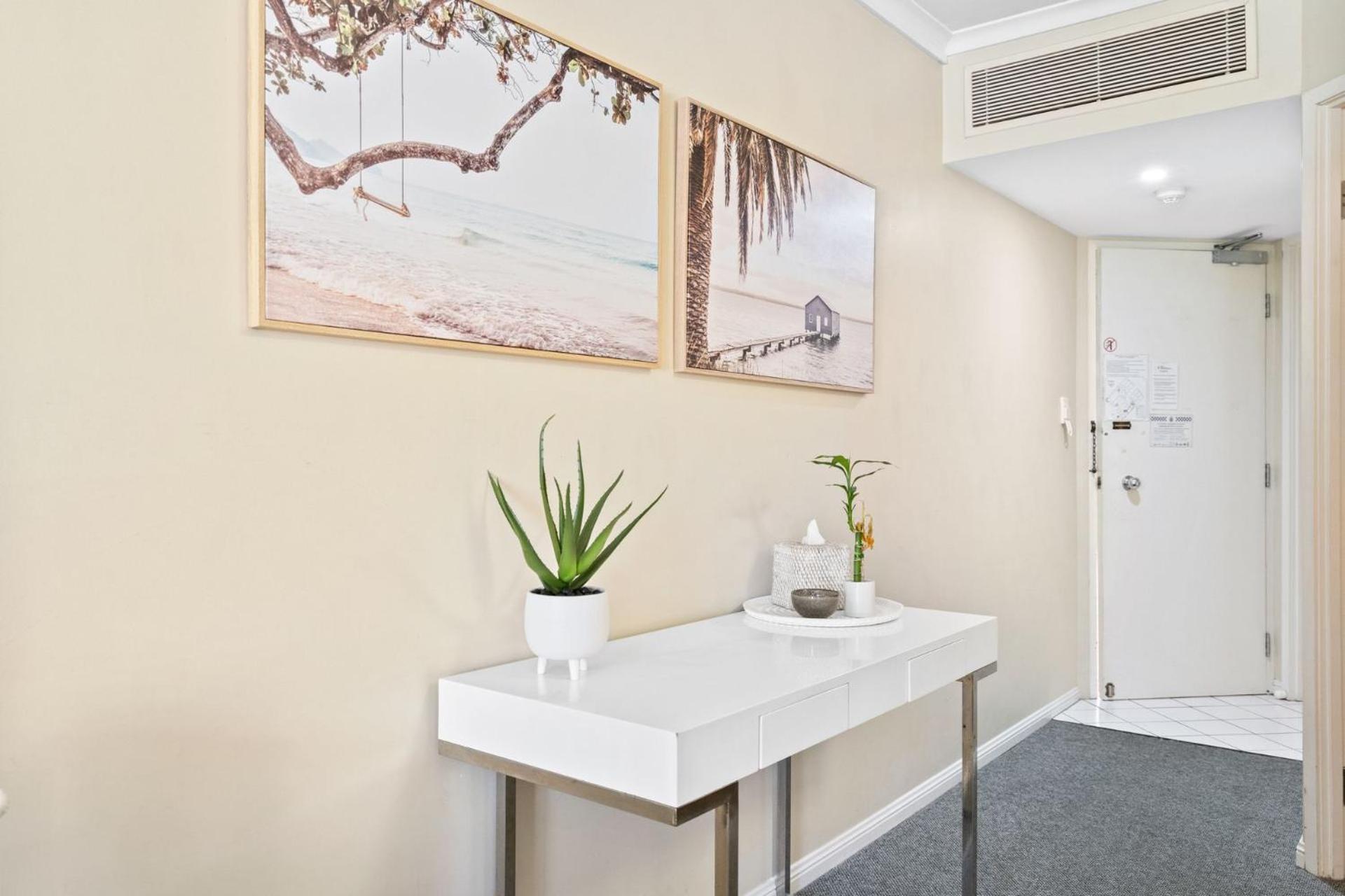 Stylish Cbd Retreat - 8 Il Palazzo