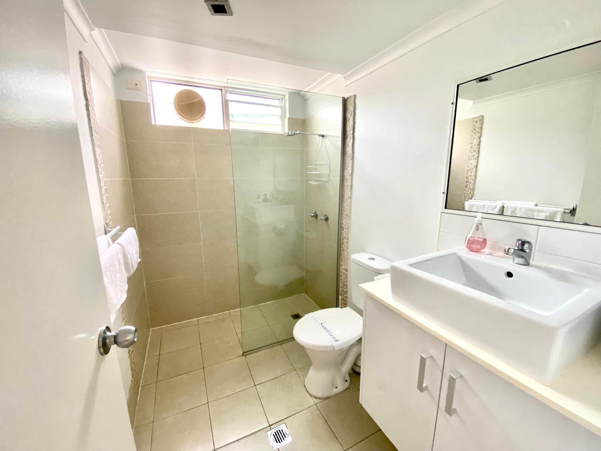 Khách sạn hẻo lánh Reef Gateway 4*
