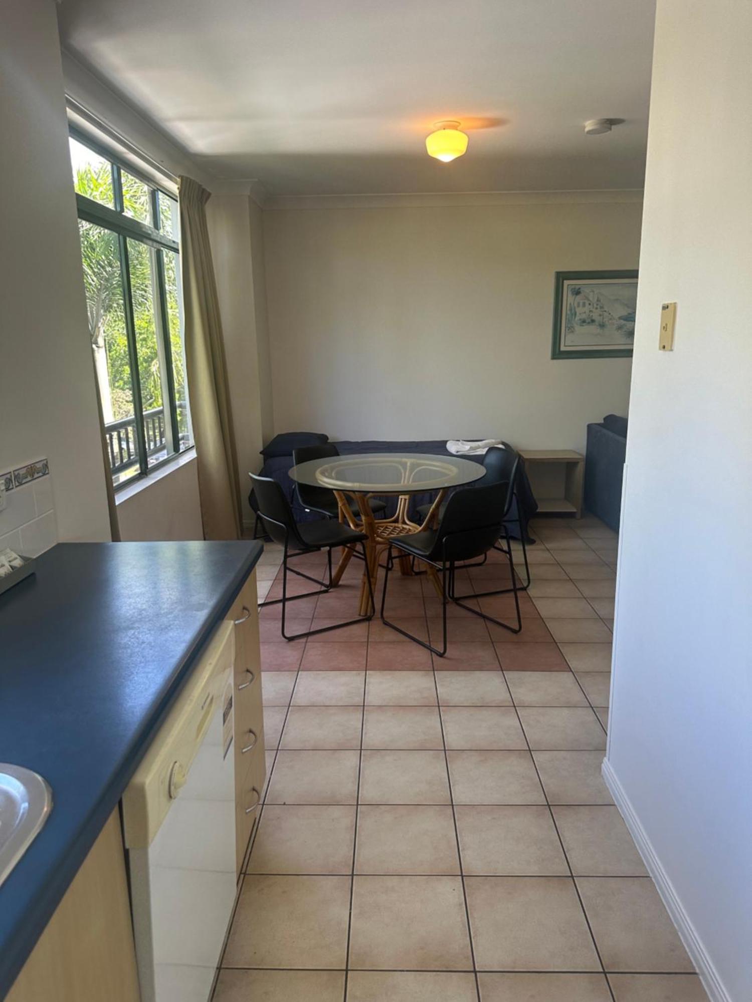 Fantastic Self-contained 1 Bedroom In North Cairns