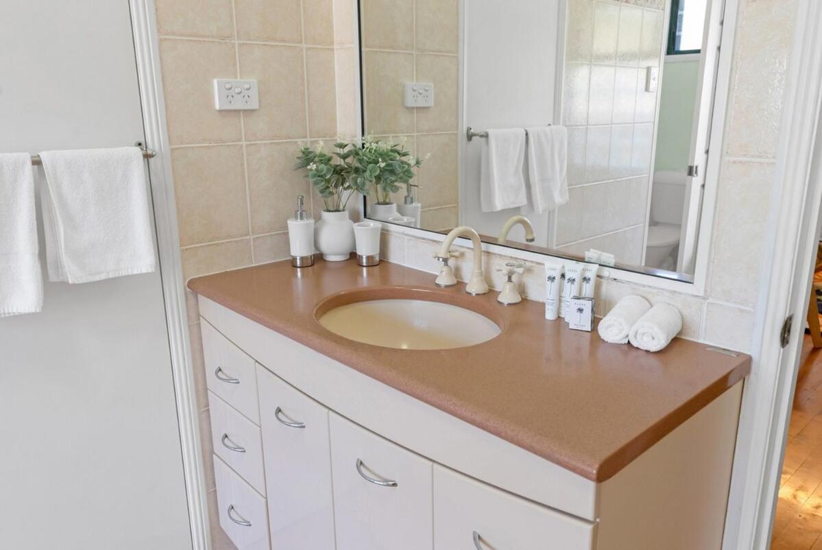 Holiday home The Oasis - Charming Family Retreat On Fringe Cairns