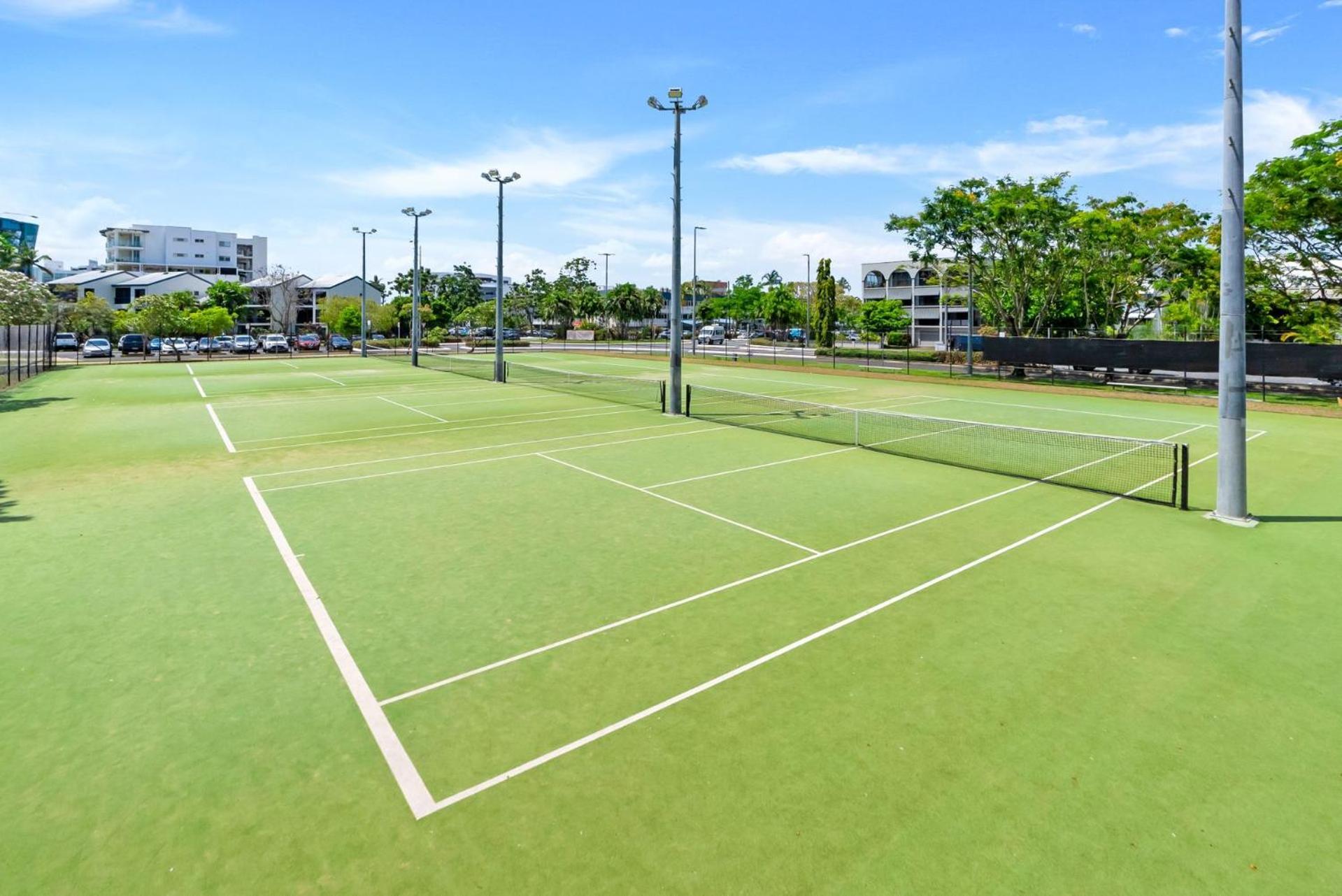 Belle Escapes 73 Rydges Plaza Esplanade With Ocean & Views Apartment Cairns