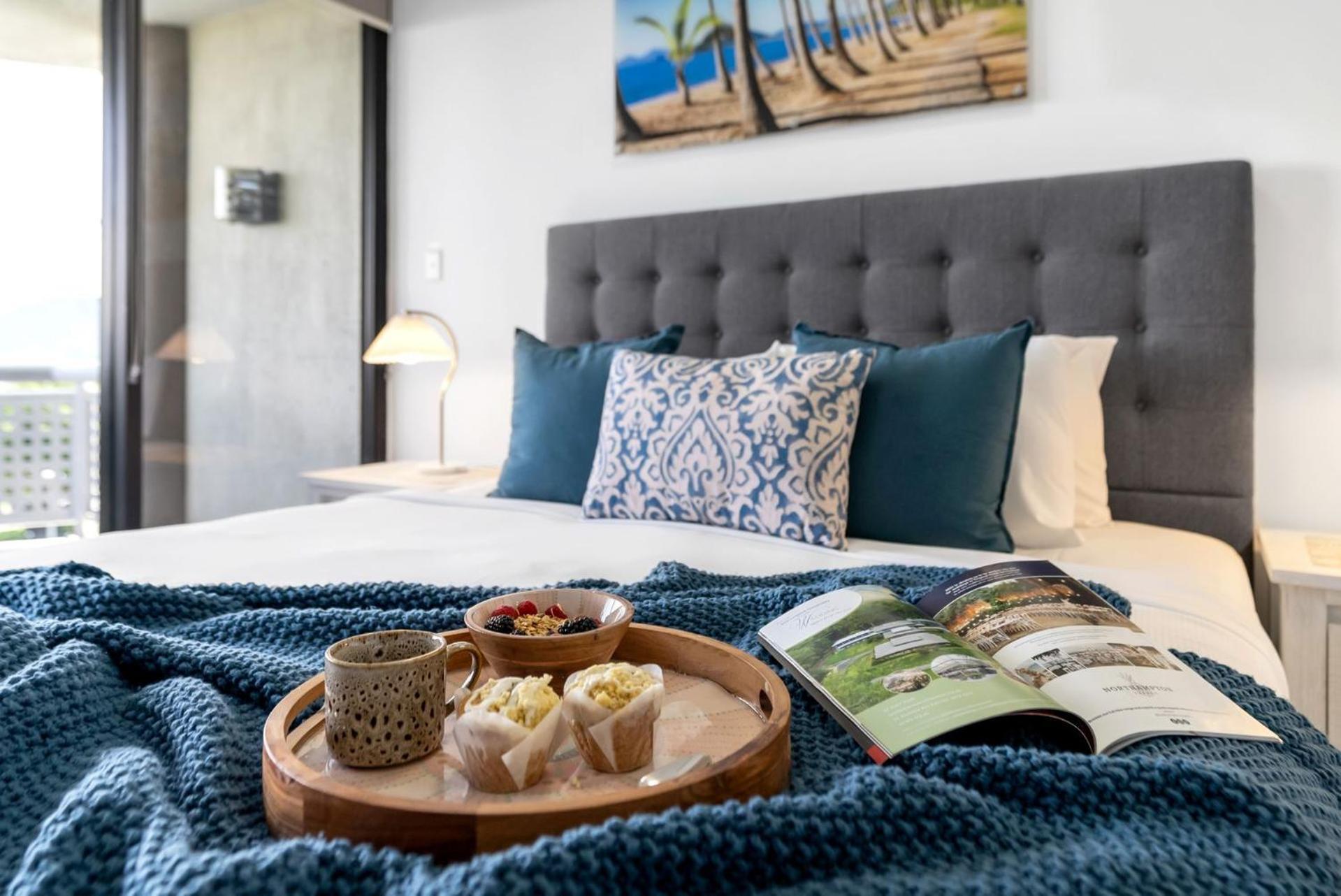Belle Escapes 73 Rydges Plaza Esplanade With Ocean & Views Apartment