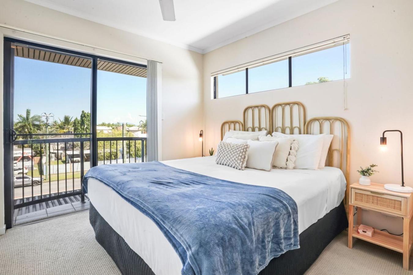 Apartment Seabreeze Loft- 2km To Centre. 4km To Airport Cairns