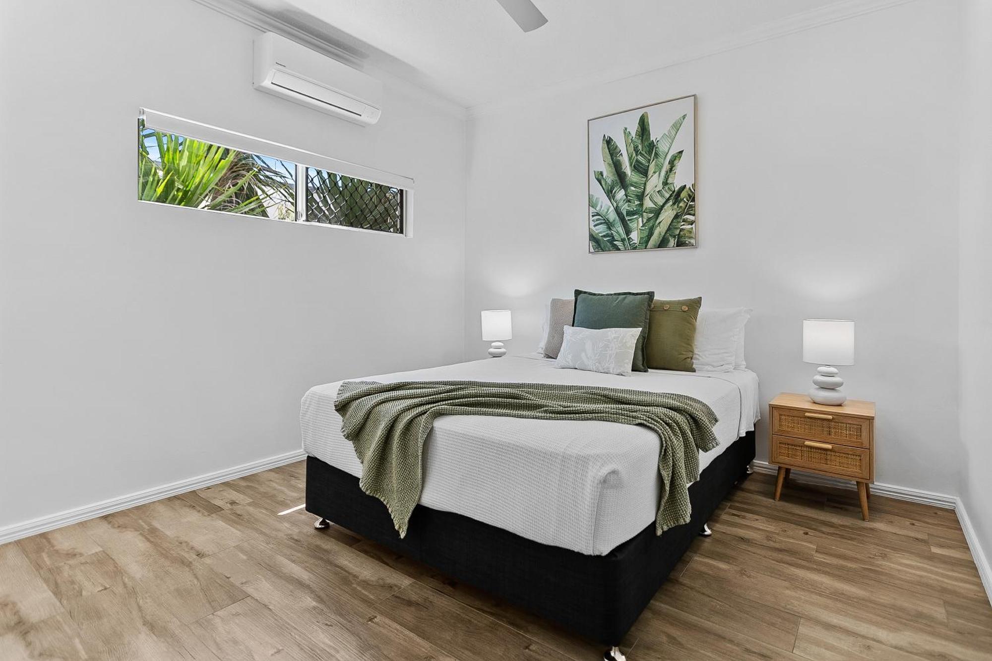 Apartment Cozy 3-bedroom Oasis With Pool Access In *