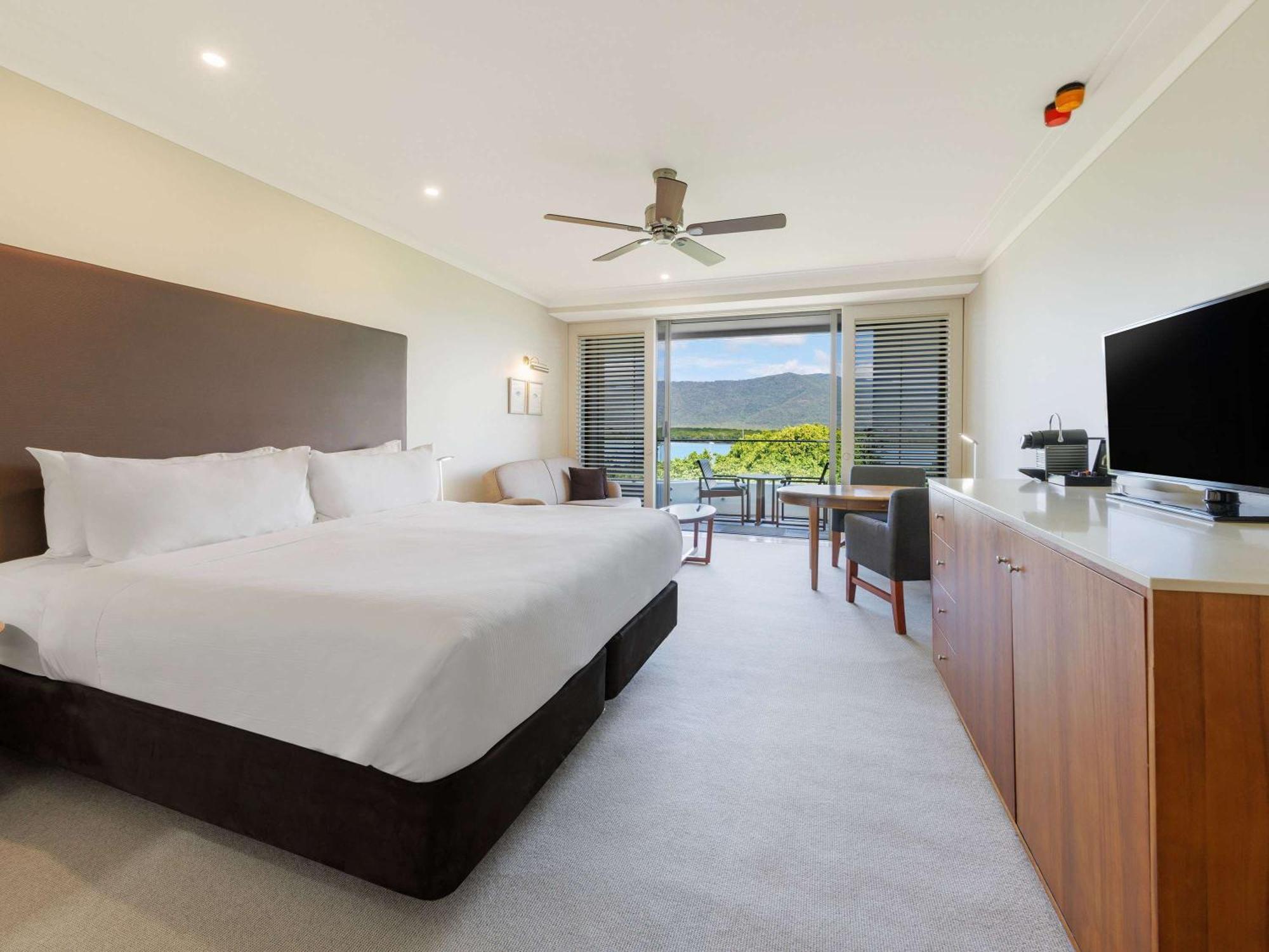 Pullman Reef Casino 5* Cairns