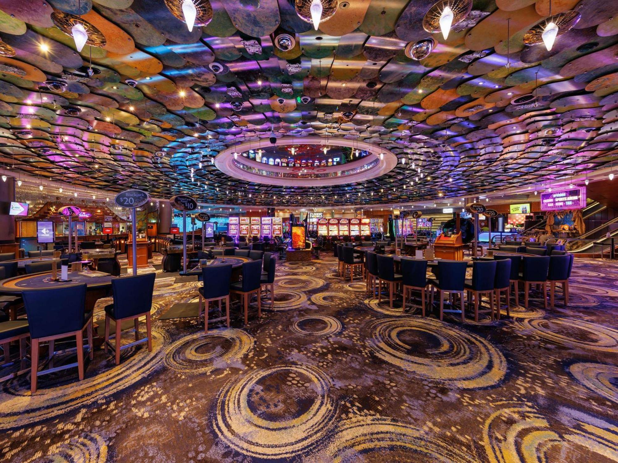 Hotel Pullman Reef Casino 5*