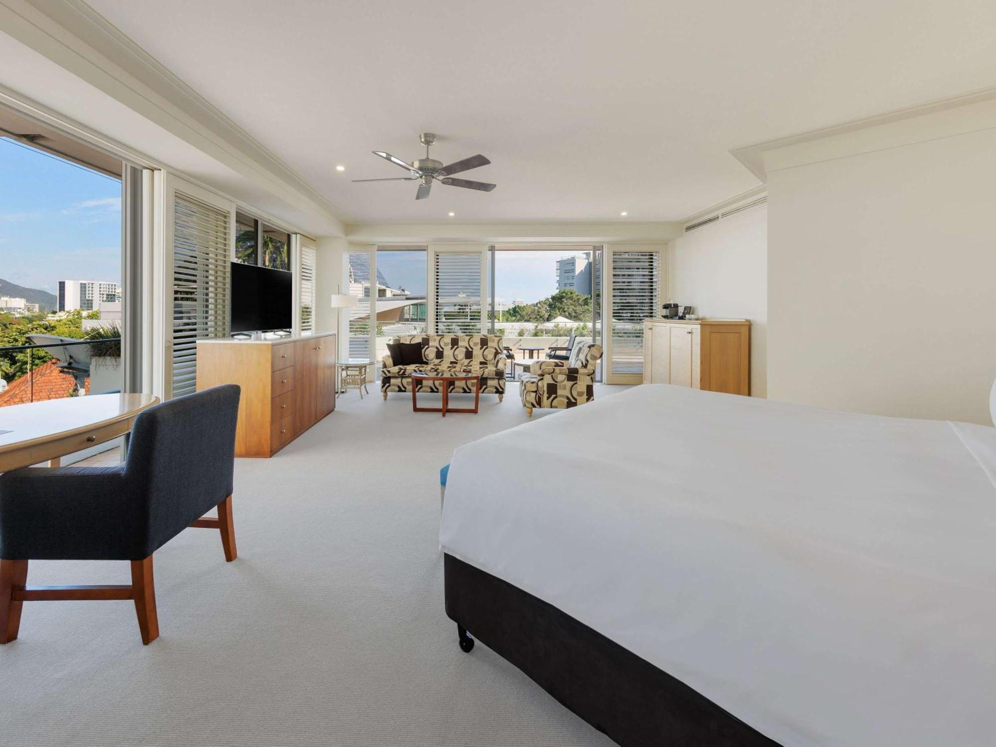 Hotel Pullman Reef Casino Cairns