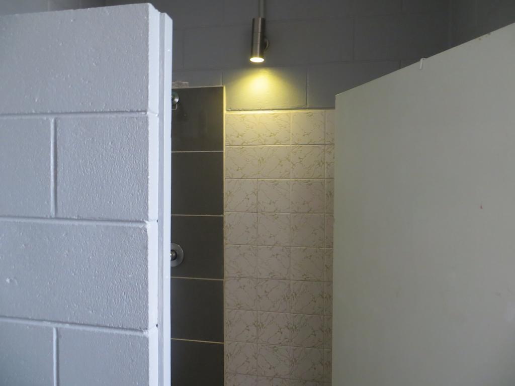 Asylum Share House * Cairns