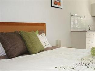 Hostel Mad Monkey Jungle *