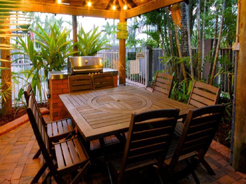 Reef Palms Motel Cairns